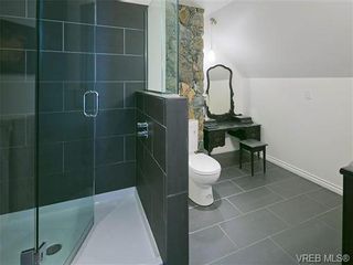 Photo 12: 803 Piermont Pl in VICTORIA: Vi Rockland House for sale (Victoria)  : MLS®# 654203