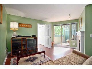 Photo 3: 208 688 E 16TH Avenue in Vancouver: Fraser VE Condo for sale in "VINTAGE EAST SIDE" (Vancouver East)  : MLS®# V850110