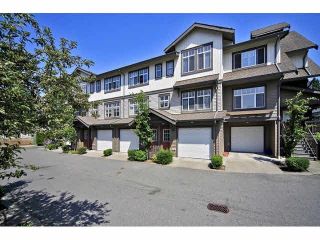 Photo 2: 18 16233 83 AVE in Surrey: Fleetwood Tynehead Townhouse for sale : MLS®# F1423283