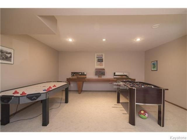 Photo 12: Photos: 227 MARINERS Way in ESTPAUL: Birdshill Area Residential for sale (North East Winnipeg)  : MLS®# 1601136
