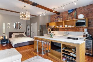 Photo 11: 101 528 BEATTY Street in Vancouver: Downtown VW Condo for sale in "BOWMAN LOFTS" (Vancouver West)  : MLS®# R2814320