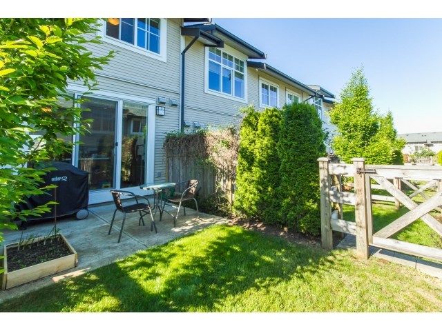Photo 17: Photos: 215 2450 161A Street in Surrey: Grandview Surrey Townhouse for sale in "Glenmore" (South Surrey White Rock)  : MLS®# R2069074