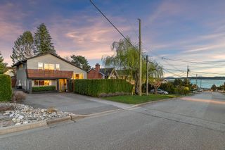 Photo 2: 1080 PARKER Street: White Rock House for sale in "East Beach" (South Surrey White Rock)  : MLS®# R2871038