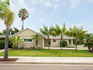 Photo 2: CLAIREMONT House for sale : 3 bedrooms : 4455 Mount Alifan Dr in San Diego