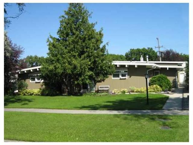 Main Photo: 768 Niagara Street in WINNIPEG: River Heights / Tuxedo / Linden Woods Residential for sale (South Winnipeg)  : MLS®# 1208238