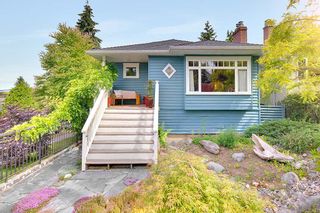 Photo 1: 803 E 32ND Avenue in Vancouver: Fraser VE House for sale (Vancouver East)  : MLS®# R2304581