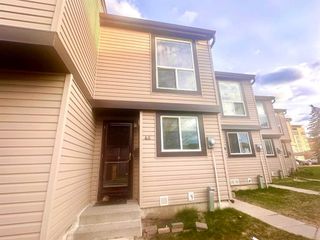Main Photo: 46 3029 RUNDLESON Road NE in Calgary: Rundle Row/Townhouse for sale : MLS®# A2130738