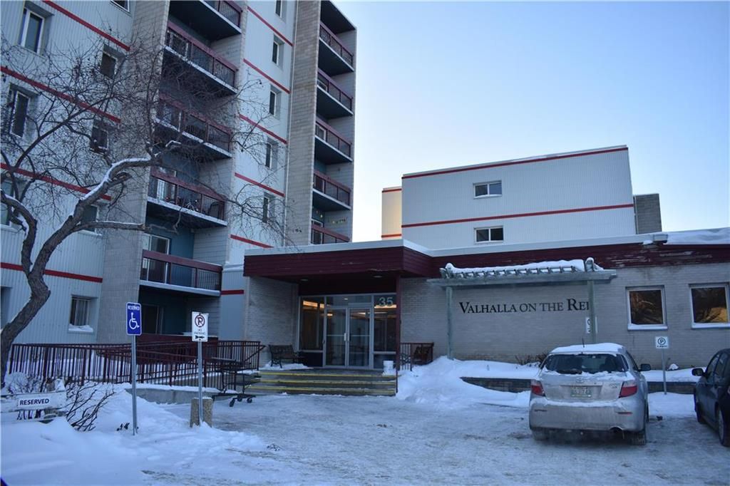 Main Photo: 406 35 Valhalla Drive in Winnipeg: North Kildonan Condominium for sale (3G)  : MLS®# 202300164