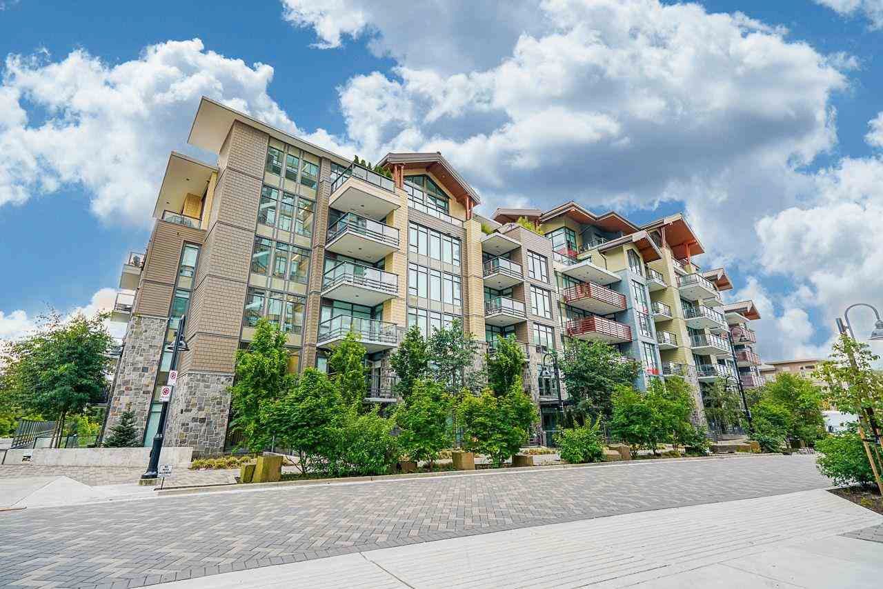 Main Photo: 402 2738 LIBRARY Lane in North Vancouver: Lynn Valley Condo for sale in "RESIDENCES AT LYNN VALLEY" : MLS®# R2589943