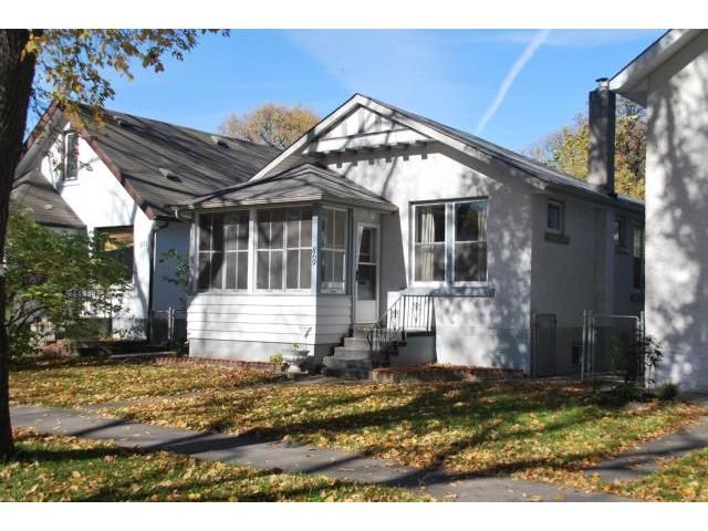 Main Photo: 869 GARWOOD Avenue in WINNIPEG: Fort Rouge / Crescentwood / Riverview Residential for sale (South Winnipeg)  : MLS®# 1019656