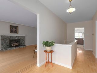 Photo 18: 4443 BRAKENRIDGE STREET in Vancouver: Quilchena House for sale (Vancouver West)  : MLS®# R2436492