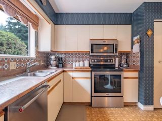Photo 19: 2293 BERKLEY Avenue in North Vancouver: Blueridge NV House for sale in "Blueridge" : MLS®# R2710749