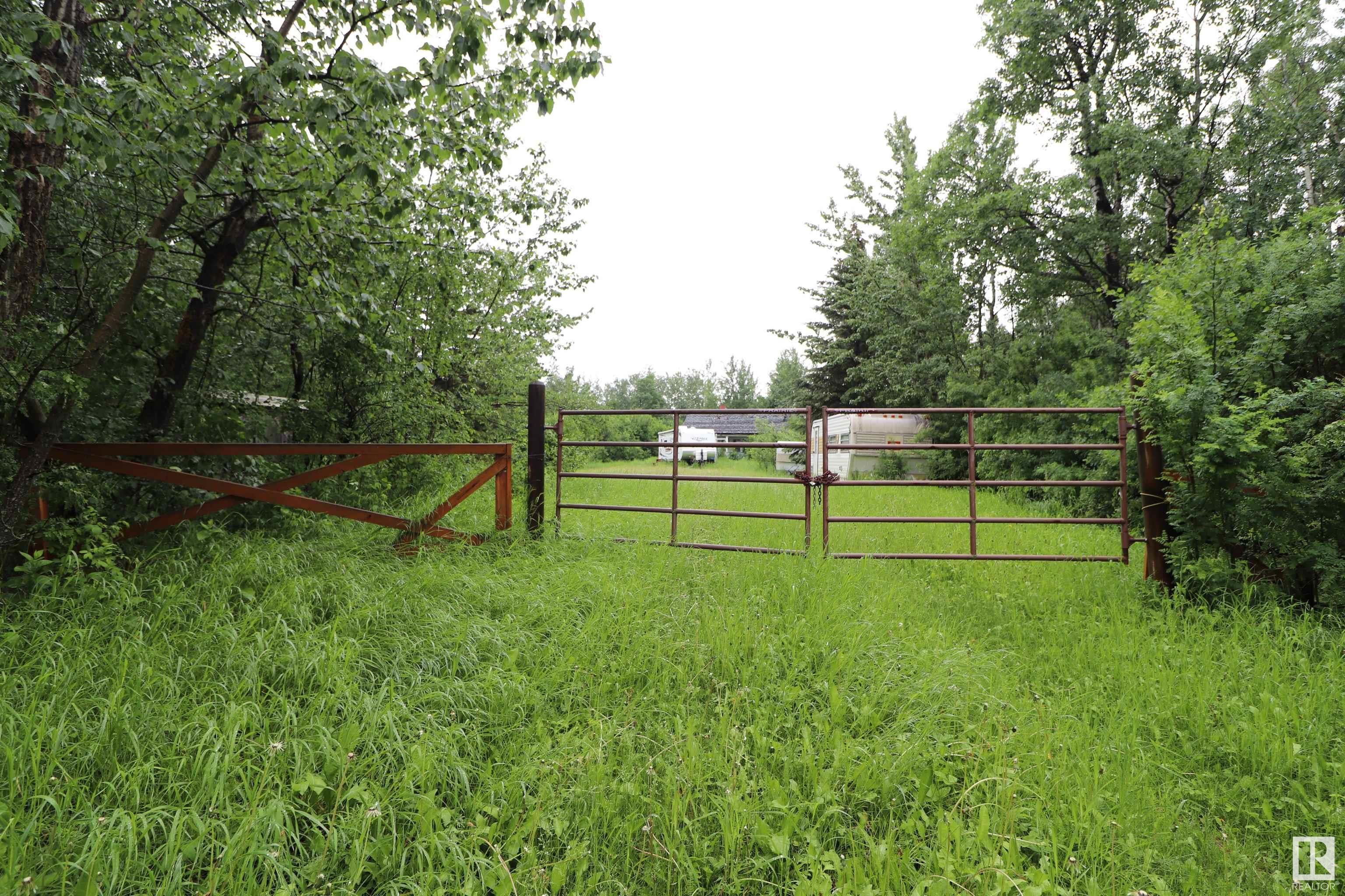 Main Photo: 18322 Twp Rd 610: Rural Smoky Lake County Vacant Lot/Land for sale : MLS®# E4330250