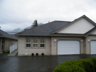 Photo 1: 4 638 COQUIHALLA Street in Hope: Hope Center 1/2 Duplex for sale : MLS®# R2124027