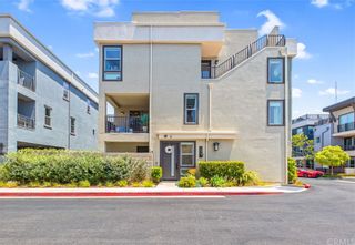 Photo 2: 1034 Bridgewater Way in Costa Mesa: Residential for sale (699 - Not Defined)  : MLS®# OC22107015