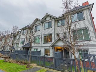 Photo 1: 32 8217 204B Street in Langley: Willoughby Heights Townhouse for sale : MLS®# R2650070
