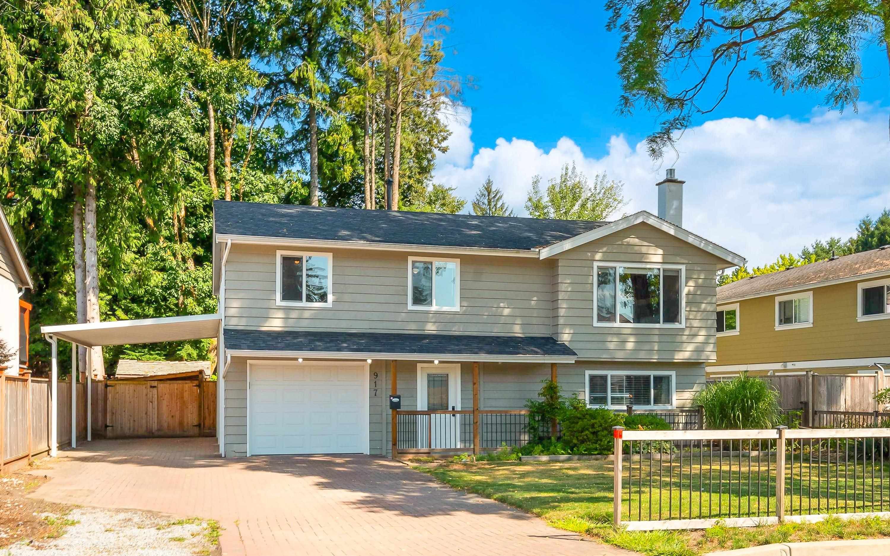 Main Photo: 917 RAYMOND Avenue in Port Coquitlam: Lincoln Park PQ House for sale : MLS®# R2844753