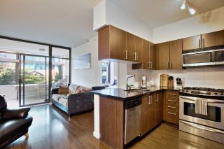 Photo 11: 209 1068 W BROADWAY in Vancouver: Fairview VW Condo for sale in "THE ZONE" (Vancouver West)  : MLS®# R2019129