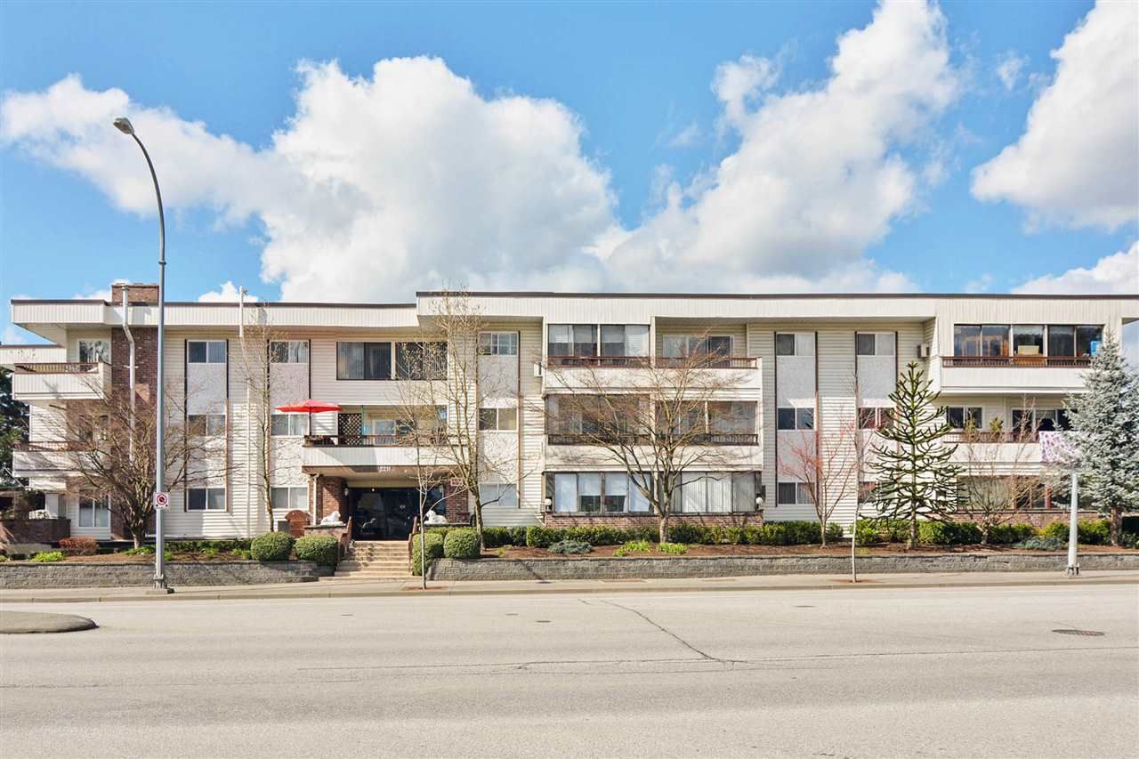 Main Photo: 311 2211 CLEARBROOK Road in Abbotsford: Abbotsford West Condo for sale in "GLENWOOD MANOR" : MLS®# R2524980