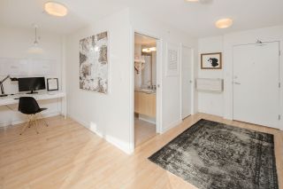 Photo 8: 1111 445 W 2ND Avenue in Vancouver: False Creek Condo for sale in "MAYNARDS BLOCK" (Vancouver West)  : MLS®# R2147655