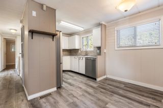 Photo 5: 23 31313 LIVINGSTONE Avenue in Abbotsford: Abbotsford West Manufactured Home for sale in "Paradise Park" : MLS®# R2860097