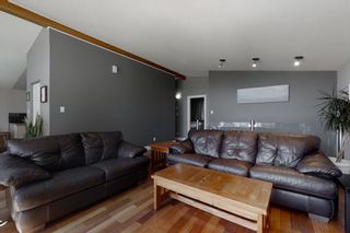 Photo 5: 8708 162 St NW in Edmonton: Meadowlark Park House for sale : MLS®# 4200221