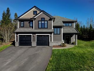 Photo 1: 1493 Mccabe Lake Drive in Middle Sackville: 26-Beaverbank, Upper Sackville Residential for sale (Halifax-Dartmouth)  : MLS®# 202225817