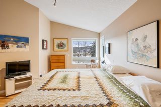 Photo 16: 10971 Valley Springs Road NW in Calgary: Valley Ridge Detached for sale : MLS®# A1081061