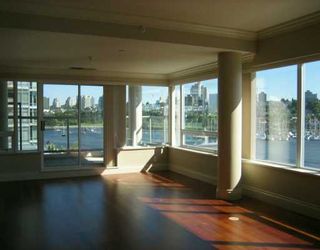 Photo 5: 603 426 BEACH CR in Vancouver: False Creek North Condo for sale in "KING'S LANDING" (Vancouver West)  : MLS®# V598050