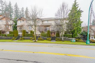 Photo 3: 4 5839 PANORAMA Drive in Surrey: Sullivan Station Townhouse for sale in "FOREST GATE" : MLS®# R2642667