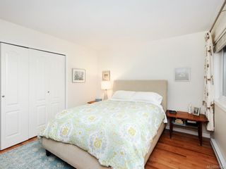 Photo 12: 305 7070 West Saanich Rd in Central Saanich: CS Brentwood Bay Condo for sale : MLS®# 842049