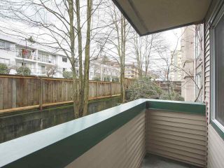 Photo 15: 206 509 CARNARVON Street in New Westminster: Downtown NW Condo for sale in "HILLSIDE PLACE" : MLS®# R2150025
