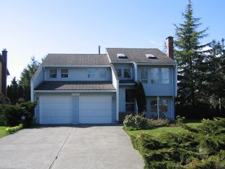 Photo 1: 6337 130B Street in Surrey: Panorama Ridge House for sale in "Panorama Park" : MLS®# F2808649