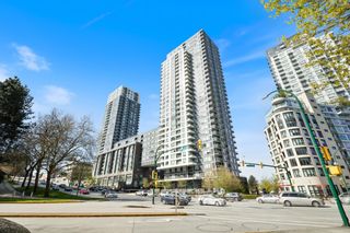 Photo 1: 3202 5515 BOUNDARY Road in Vancouver: Collingwood VE Condo for sale in "Wall Centre Central Park Tower 2" (Vancouver East)  : MLS®# R2870689
