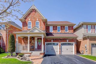 Photo 1: 52 Richard Underhill Avenue in Whitchurch-Stouffville: Stouffville House (2-Storey) for sale : MLS®# N5609093
