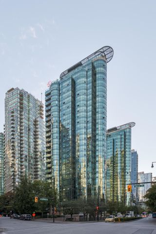 Main Photo: 302 555 JERVIS Street in Vancouver: Coal Harbour Condo for sale (Vancouver West)  : MLS®# R2857232