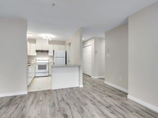 Photo 12: 209 2558 PARKVIEW Lane in Port Coquitlam: Central Pt Coquitlam Condo for sale in "THE CRESCENT" : MLS®# R2749220