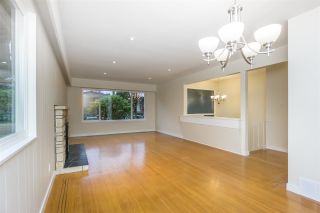 Photo 6: 1376 E 60TH Avenue in Vancouver: South Vancouver House for sale (Vancouver East)  : MLS®# R2521101