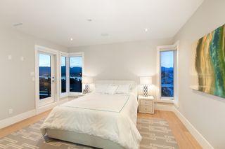 Photo 27: 3455 TRIUMPH Street in Vancouver: Hastings East House for sale (Vancouver East)  : MLS®# R2168018