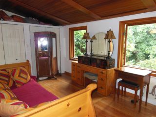 Photo 9: 6431 CHATHAM Street in West Vancouver: Horseshoe Bay WV House for sale : MLS®# R2129932