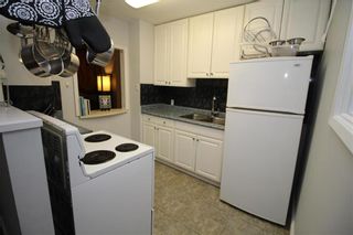 Photo 6: 142 Danbury Bay in Winnipeg: Crestview Residential for sale (5H)  : MLS®# 202112843
