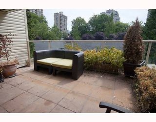 Photo 10: 409 1350 COMOX Street in Vancouver: West End VW Condo for sale in "BROUGHTON TERRACE" (Vancouver West)  : MLS®# V780350