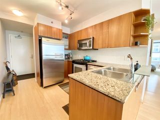 Photo 9: 606 822 SEYMOUR Street in Vancouver: Downtown VW Condo for sale (Vancouver West)  : MLS®# R2721459