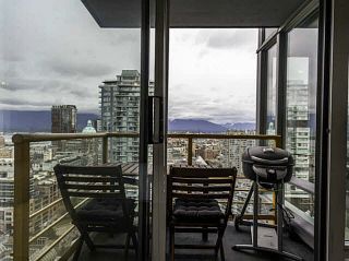 Photo 14: 2301 131 REGIMENT Square in Vancouver: Downtown VW Condo for sale in "SPECTRUM 3" (Vancouver West)  : MLS®# V1091394
