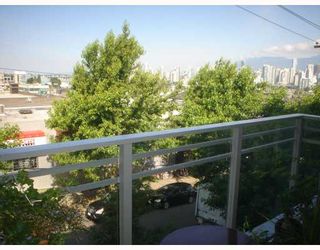 Photo 7: 301 2520 MANITOBA Street in Vancouver: Mount Pleasant VW Condo for sale (Vancouver West)  : MLS®# V777212