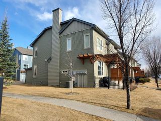Photo 2: 155 Chapalina Square SE in Calgary: Chaparral Row/Townhouse for sale : MLS®# A1204524