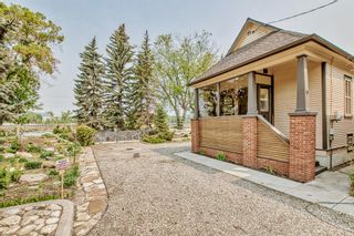 Photo 1: 10 New Place SE in Calgary: Inglewood Detached for sale : MLS®# A2105571