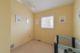 Photo 11: 2836 39 Street SW in Calgary: Glenbrook Detached for sale : MLS®# A1198895