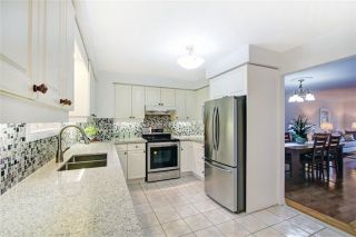 Photo 6: 148 Fincham Avenue in Markham: Freehold for sale : MLS®# N4283354