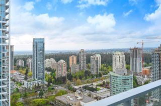 Photo 3: 3404 6000 MCKAY Avenue in Burnaby: Metrotown Condo for sale in "STATION SQUARE 5" (Burnaby South)  : MLS®# R2876093